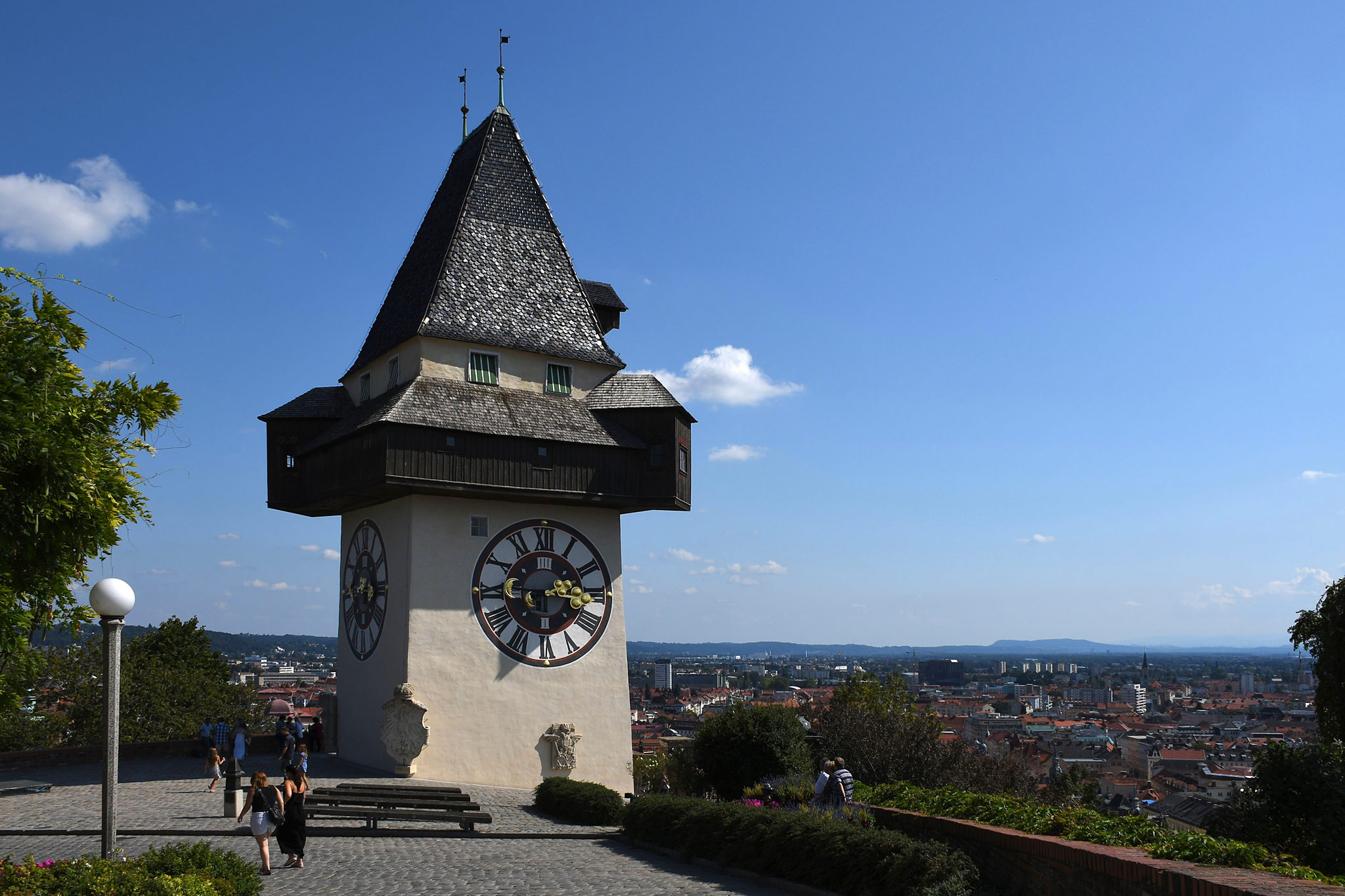 Graz (Photo license: CC BY 2.0)